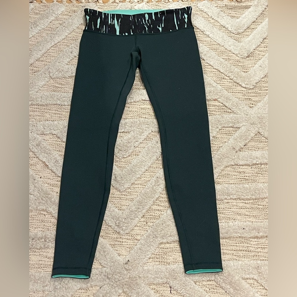 Women’s Lululemon Size 8 Leggings